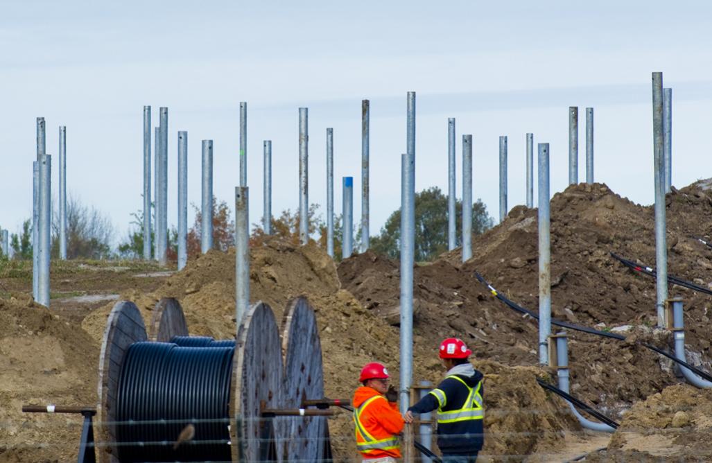 Name:  Construction,Solar,East of Prescott ,Oct 4,2013   (5).jpg
Views: 309
Size:  94.2 KB