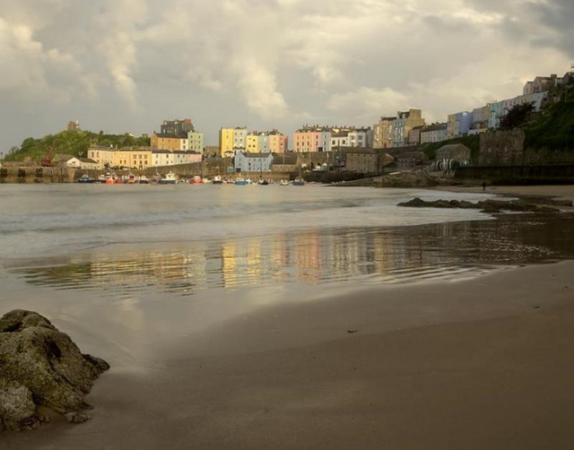 Name:  tenby harbour2-1.jpg
Views: 348
Size:  175.0 KB